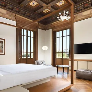 Palazzo Montemartini Rome, A Radisson Collection Rome